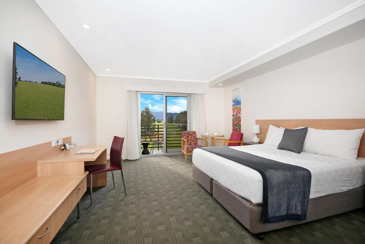 Springs Shoalhaven Nowra Motel Exterior photo