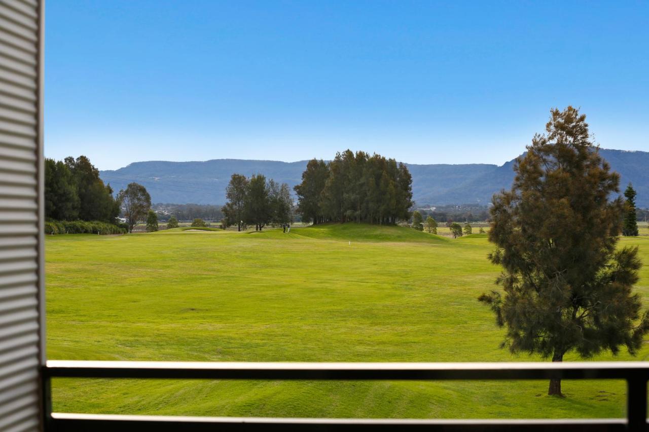 Springs Shoalhaven Nowra Motel Exterior photo