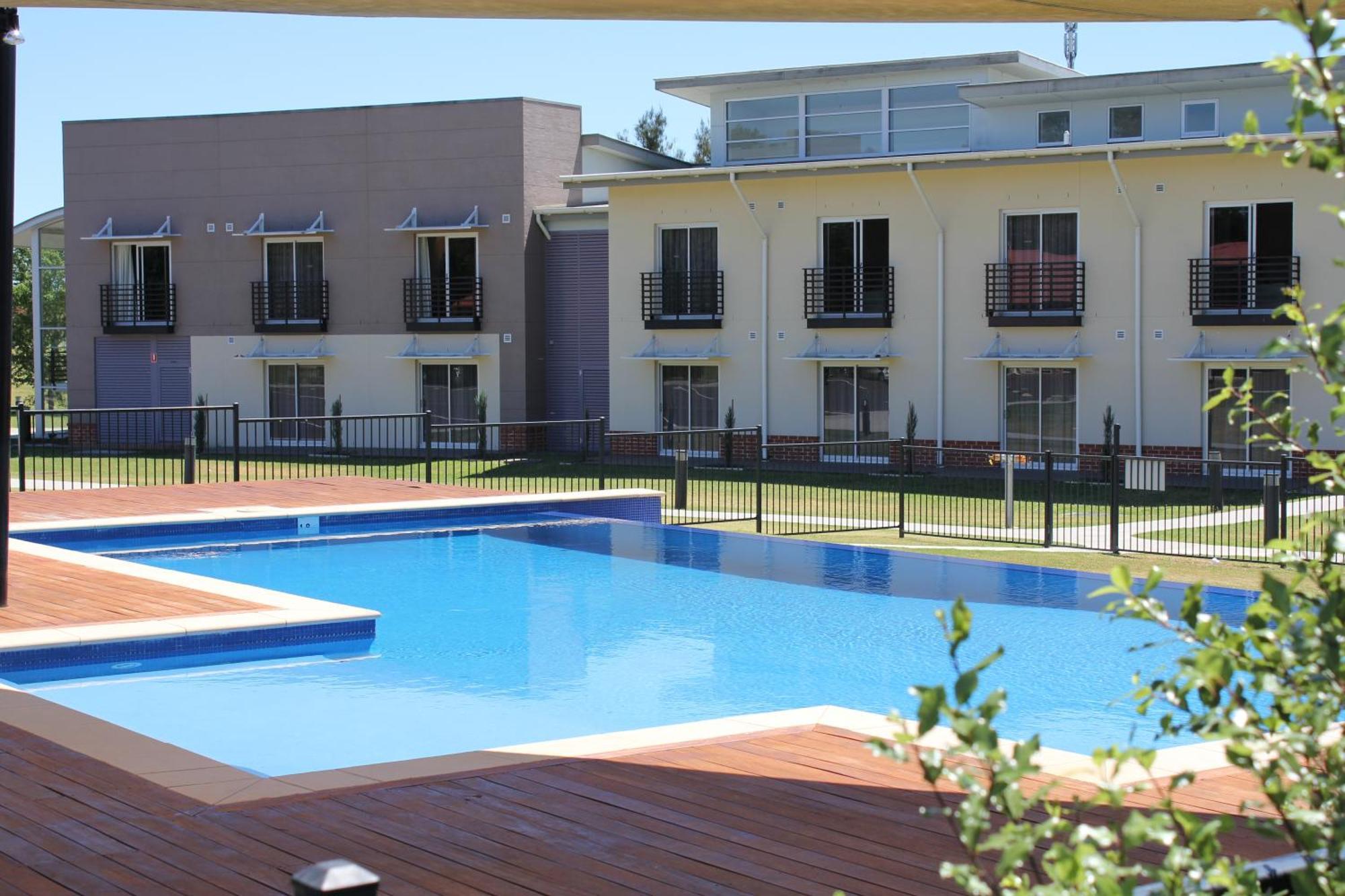 Springs Shoalhaven Nowra Motel Exterior photo
